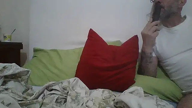 Snapshot of MarikaMilff chatting on 21, 4, 2026 MarikaMilff online show from 21, 4, 2026
