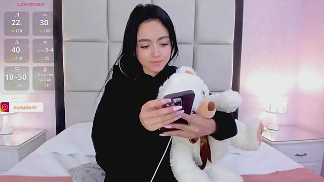 Snapshot of HannaClarrk_ chatting on 24, 12, 2024 HannaClarrk online show from 24, 12, 2024