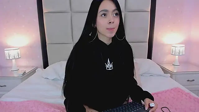 Snapshot of HannaClarrk_ chatting on 22, 1, 2025 HannaClarrk online show from 22, 1, 2025