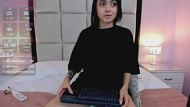 Snapshot of HannaClarrk_ chatting on 26, 2, 2025 HannaClarrk online show from 26, 2, 2025