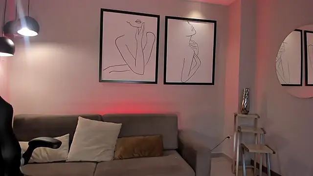 DonnaStonne online show from 5, 2, 2025