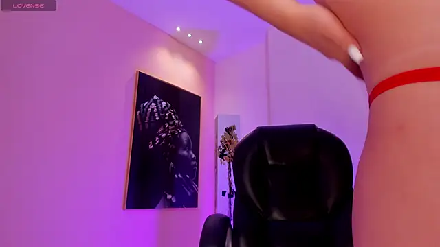 DonnaStonne online show from 17, 2, 2025