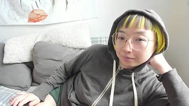 luxgray online show from 15, 2, 2026