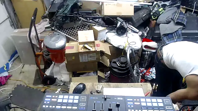 tongueispowerr6d9 online show from 9, 12, 2024