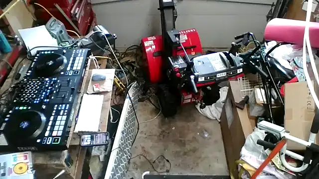 tongueispowerr6d9 online show from 16, 1, 2025