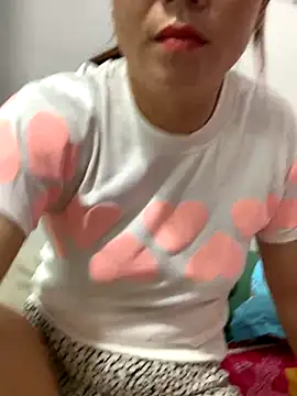 Baby-bigtits online show from 25, 10, 2025