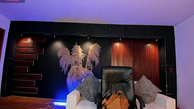 IsabellaaJoness online show from 9, 11, 2025