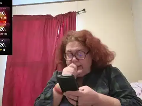 EmberCum online show from 1, 3, 2025