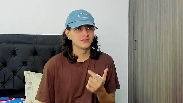 Snapshot of alex_connorr chatting on 11, 1, 2025 alex connorr online show from 11, 1, 2025