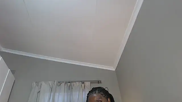 naughtyblackdolie online show from 25, 4, 2026