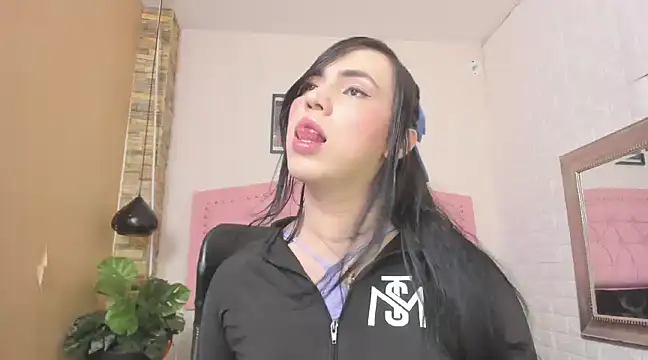 Snapshot of diosagolden chatting on 5, 2, 2025 diosagolden online show from 5, 2, 2025
