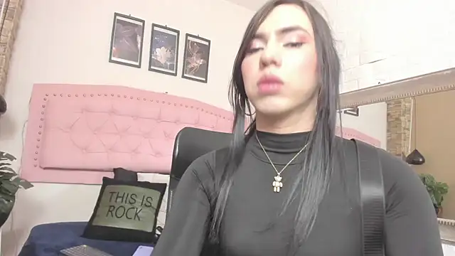 Snapshot of diosagolden chatting on 22, 3, 2025 diosagolden online show from 22, 3, 2025