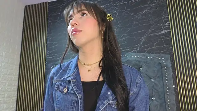 Snapshot of diosagolden chatting on 28, 11, 2025 diosagolden online show from 28, 11, 2025