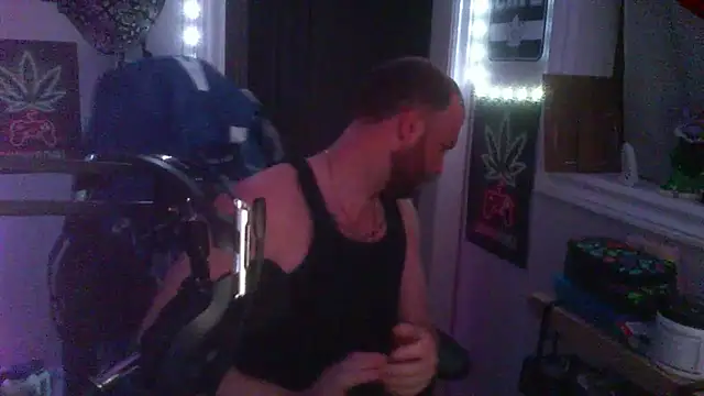 Snapshot of GeneralXMillyX chatting on 3, 11, 2025 GeneralXMillyX online show from 3, 11, 2025