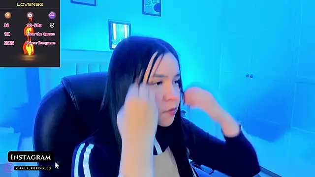 Hanna  Becker  online show from 19, 12, 2025