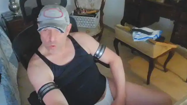 Snapshot of slzypvtpig chatting on 9, 5, 2026 slzypvtpig online show from 9, 5, 2026
