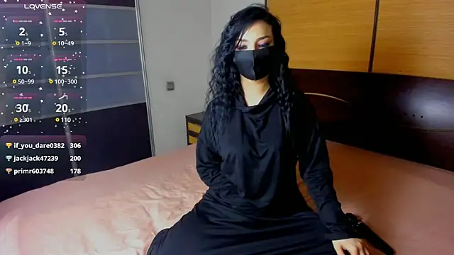 Snapshot of habibi_moon chatting on 18, 1, 2025 habibi moon online show from 18, 1, 2025