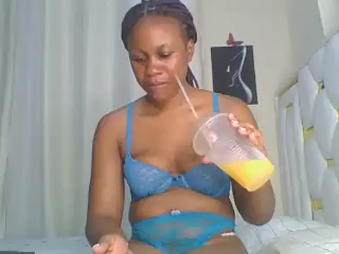 sweetlove05 online show from 28, 1, 2025