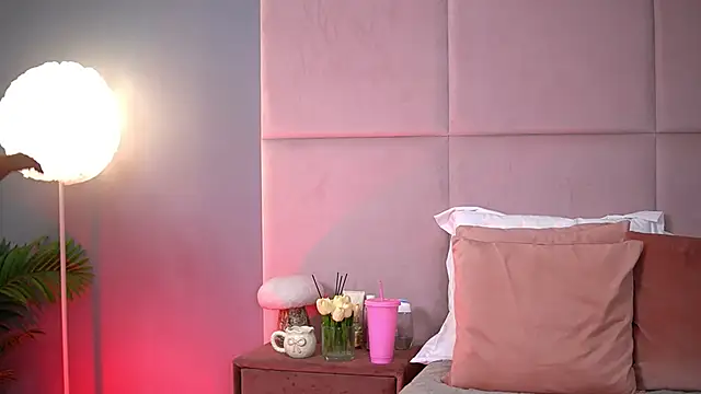 AlmaLuv online show from 23, 9, 2025