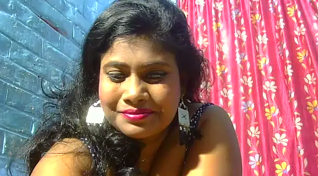 Snapshot of sexy_roma chatting on 2, 12, 2024 sexy roma online show from 2, 12, 2024