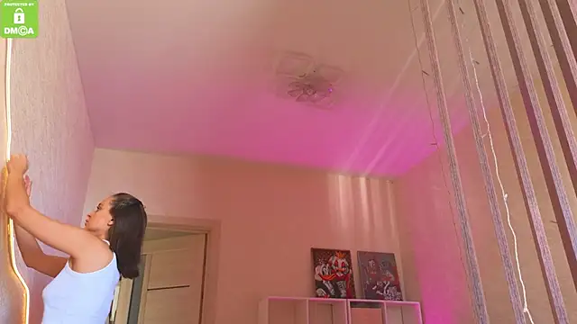 Katy perry  online show from 16, 10, 2025