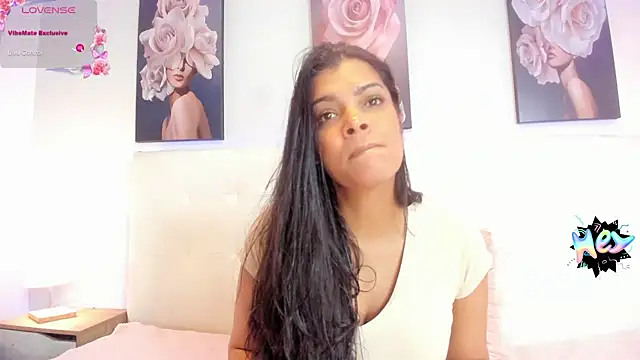 Snapshot of Sweetdreamses_ chatting on 2, 2, 2025 Sweetdreamses online show from 2, 2, 2025