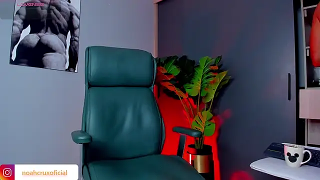 noah crux online show from 6, 3, 2026