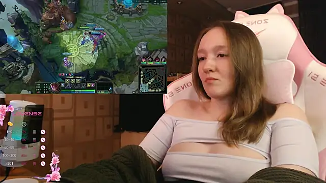 MoonlishSiren online show from 17, 9, 2025