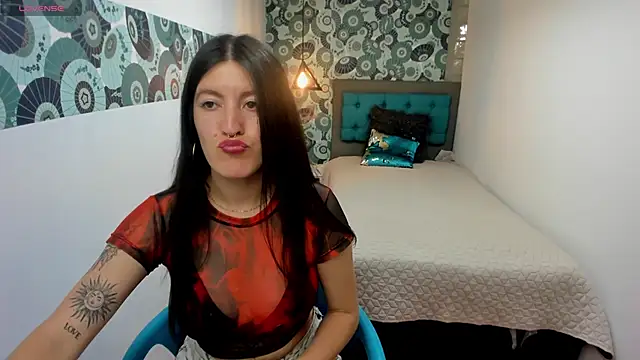 LiaCooper  online show from 24, 1, 2025