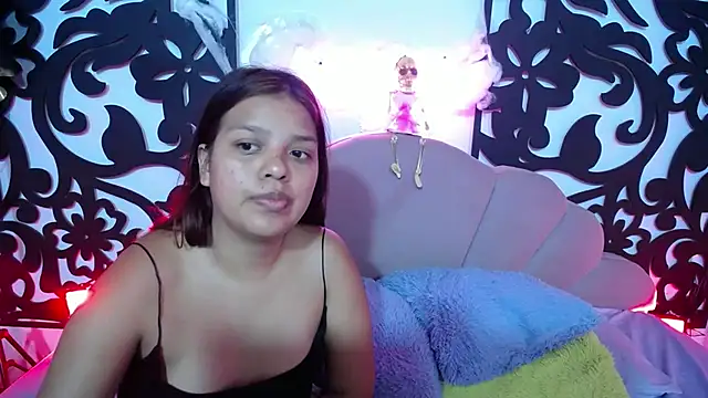 Snapshot of your_little_naughty1 chatting on 30, 10, 2025 your little naughty1 online show from 30, 10, 2025