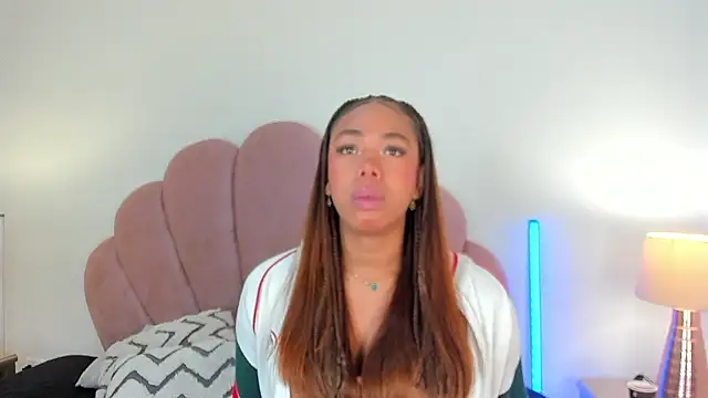 Nicole Paradise online show from 14, 1, 2026