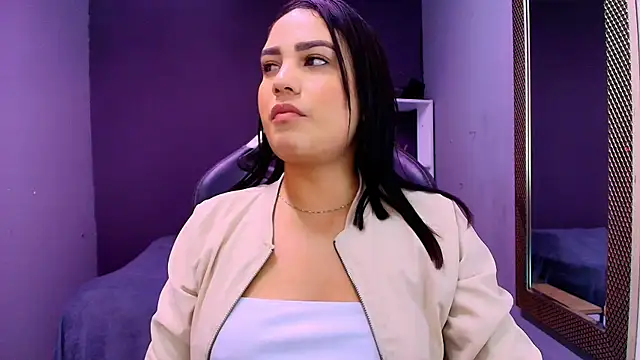 Cumming Tiffani online show from 11, 10, 2025