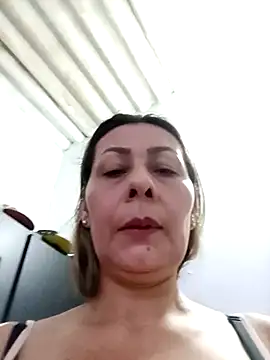 Mia-funny20 online show from 11, 2, 2025