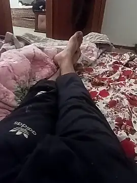 Snapshot of Mahedlinda chatting on 5, 11, 2025 Mahedlinda online show from 5, 11, 2025