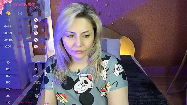 Snapshot of fucking_punishment chatting on 18, 1, 2025 fucking punishment online show from 18, 1, 2025