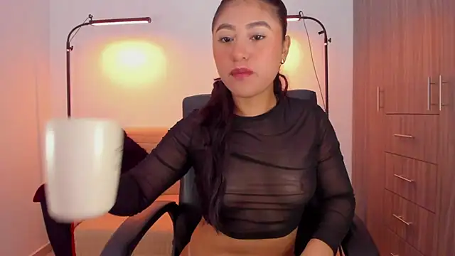 cloy baby   online show from 14, 3, 2026