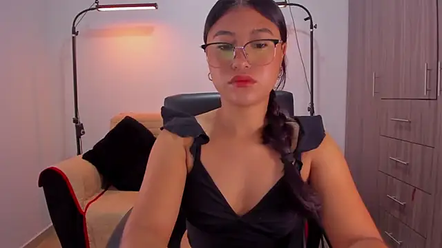 Snapshot of cloy_baby__ chatting on 1, 6, 2026 cloy baby online show from 1, 6, 2026