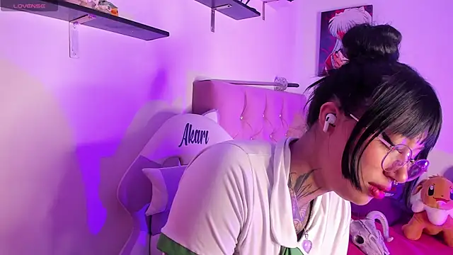 Akari1 Mischief online show from 19, 12, 2024