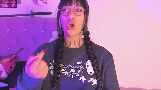 Akari1 Mischief online show from 8, 3, 2025