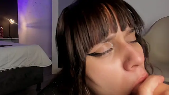 VioletPaket online show from 24, 12, 2024