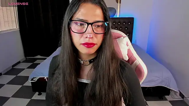 paula kawaiifu  online show from 8, 1, 2025