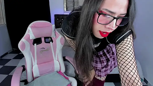 paula kawaiifu  online show from 8, 2, 2025