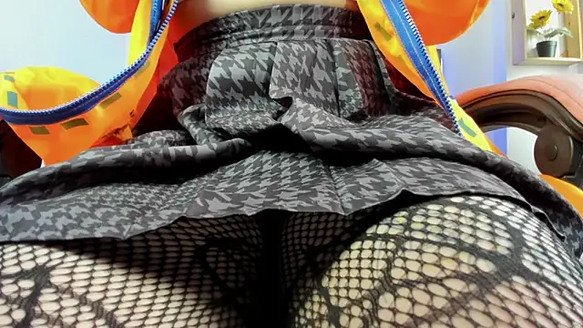 paula kawaiifu  online show from 19, 9, 2025