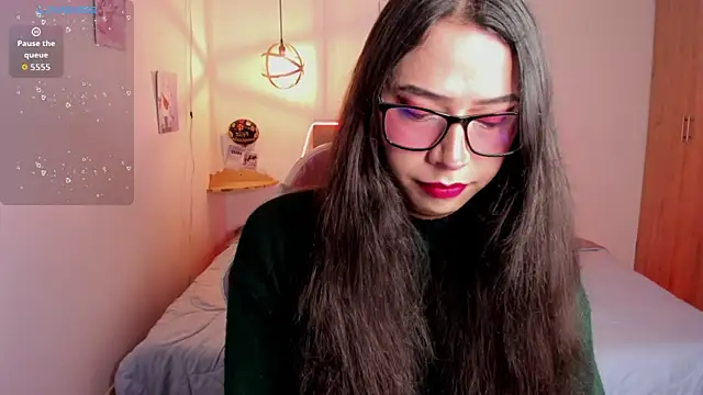 paula kawaiifu  online show from 22, 10, 2025