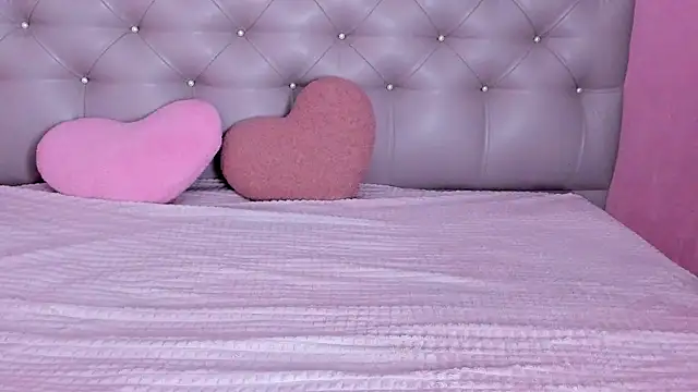 lulu wolf online show from 31, 12, 2024