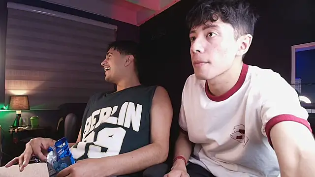 thiago rockwelll online show from 25, 4, 2026