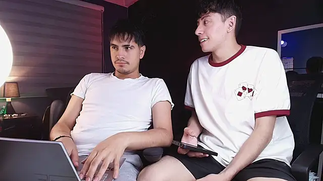 thiago rockwelll online show from 26, 4, 2026