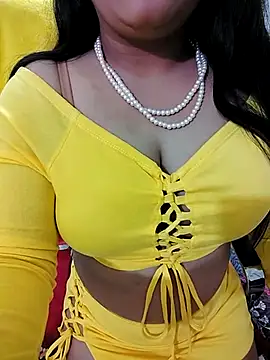 Snapshot of SHUBHI880 chatting on 14, 2, 2025 SHUBHI880 online show from 14, 2, 2025