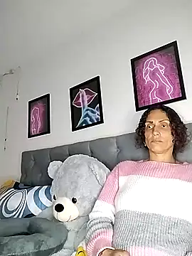 Snapshot of Corina_hot chatting on 25, 1, 2025 Corina hot online show from 25, 1, 2025