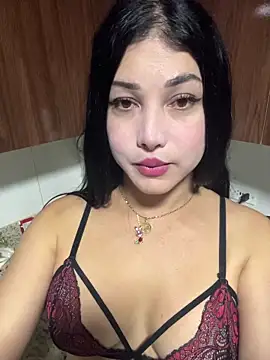 Bella TS  online show from 16, 4, 2026